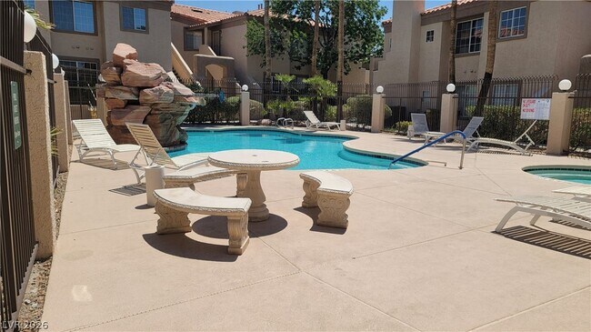 Photo - 1851 Hillpointe Rd Unit 1022
