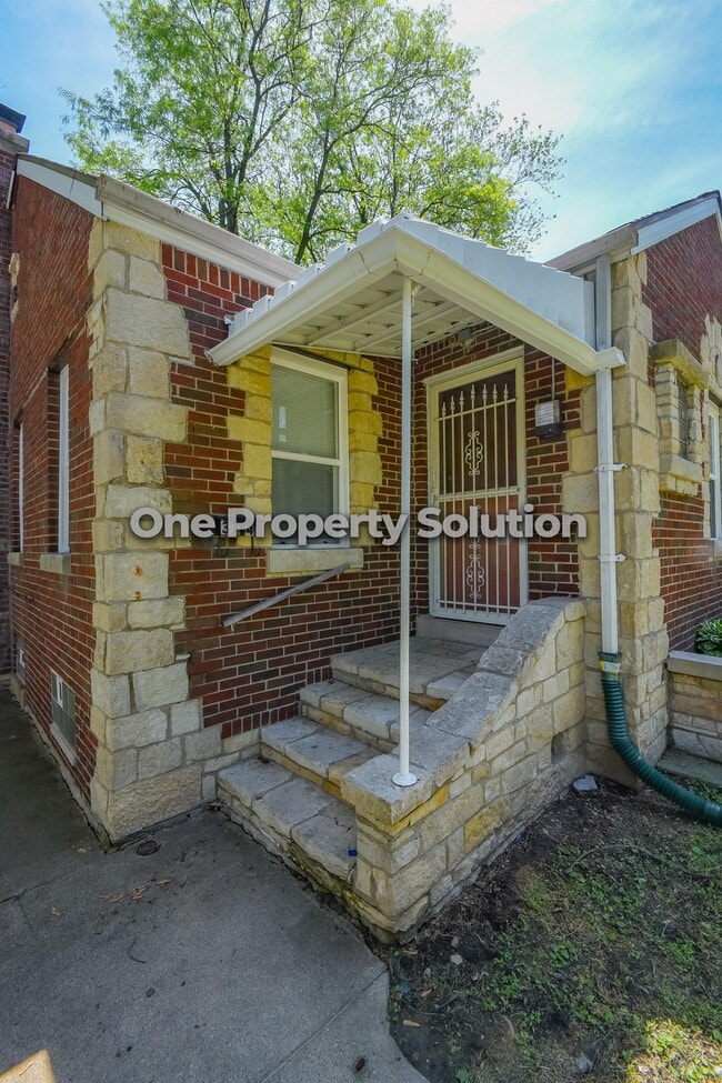 Photo - 3741 Tyler St