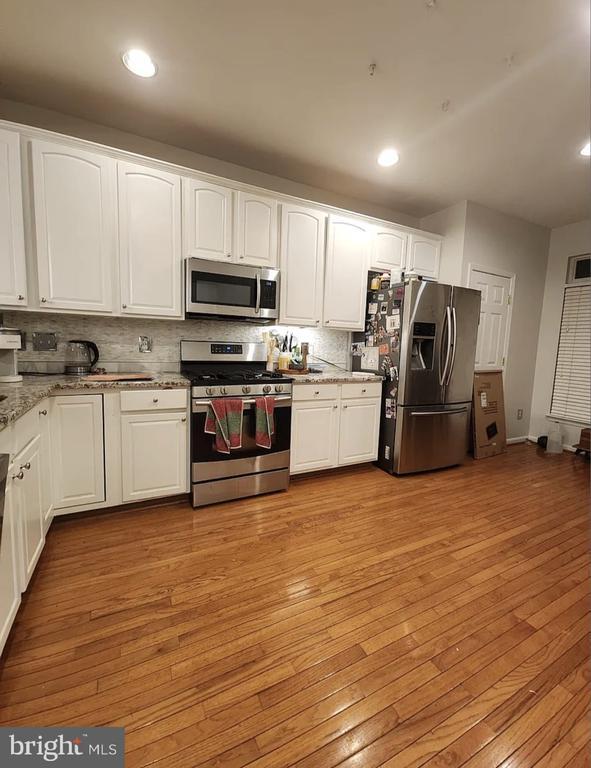 Photo - 44343 Silkworth Terrace