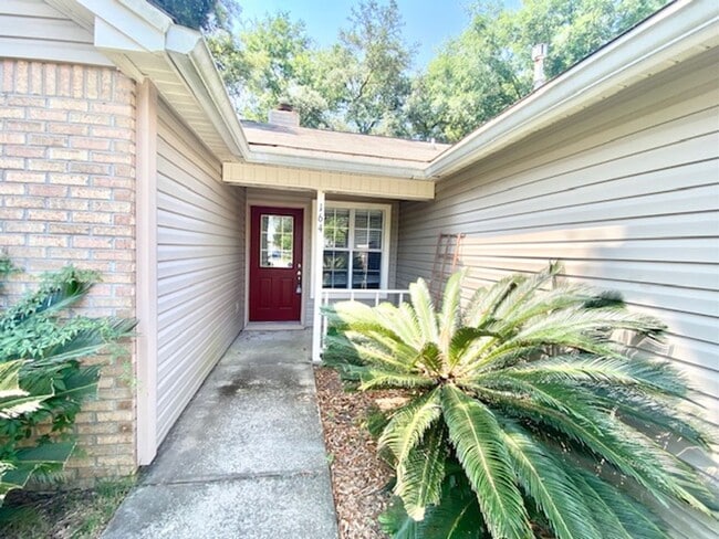 Photo - 164 Wright Cir