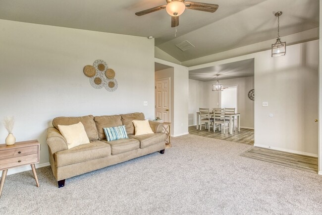 Photo - 3 bedroom Eagle home