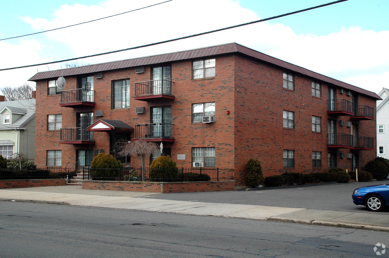 Photo - 137-139 Western Ave Apartments