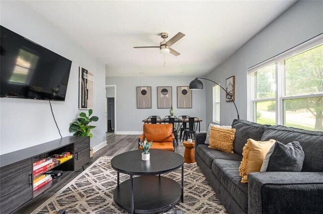 Building Photo - 1778 Flintwood Dr SE