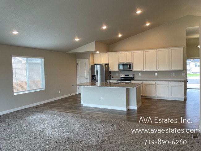 Photo - 2403 Sunrise Ln