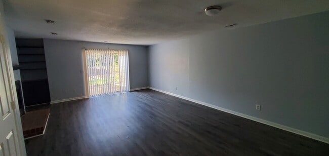 Photo - 1103 Yellowbell Pl
