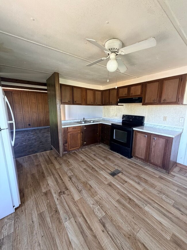 Photo - Rural setting - 2 bed 1 bath