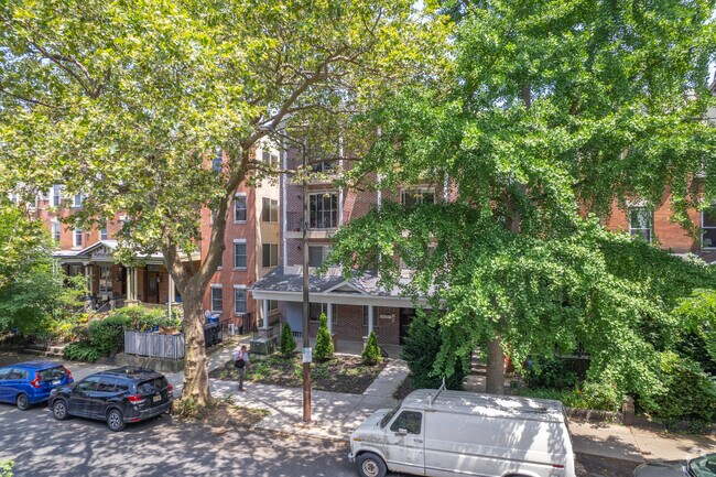 Photo - The Gardens on 45th Street