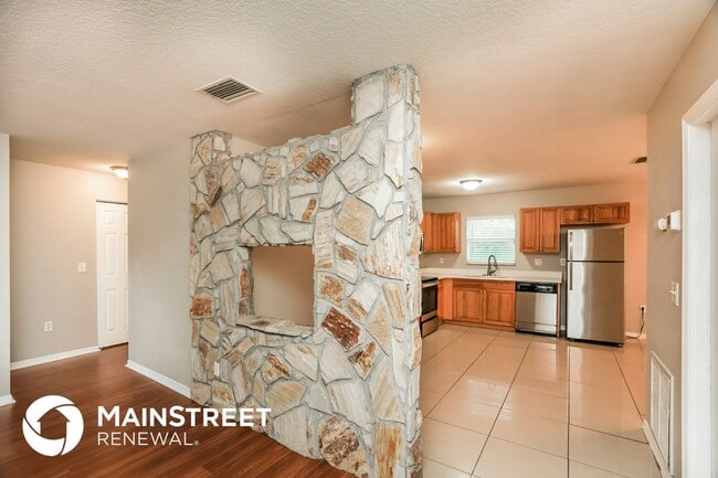 Photo - 2008 3rd Ave W