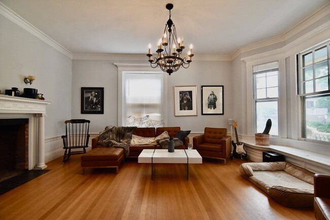 Photo - 28 Brookledge St Condo