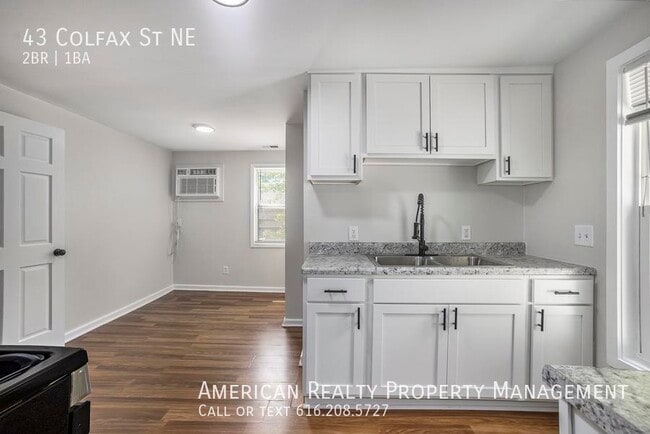 Photo - 43 Colfax St NE