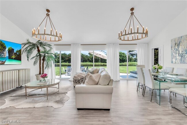 Building Photo - 2649 Longboat Dr