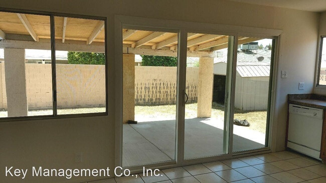 Photo - 5733 W Beck Ln