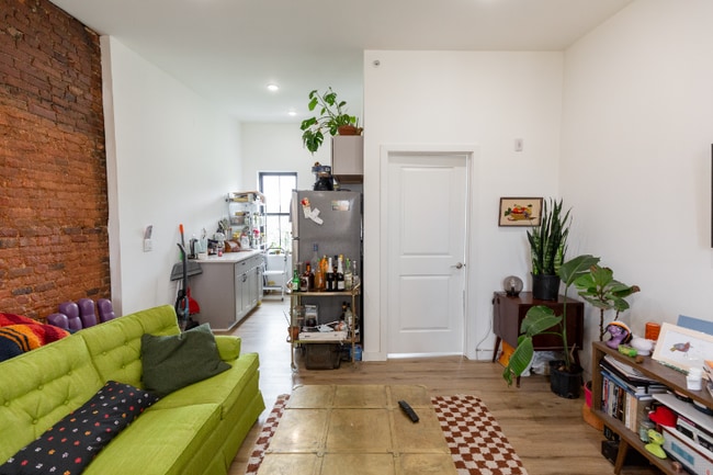 Photo - 3945 Lancaster Ave Unit 3B