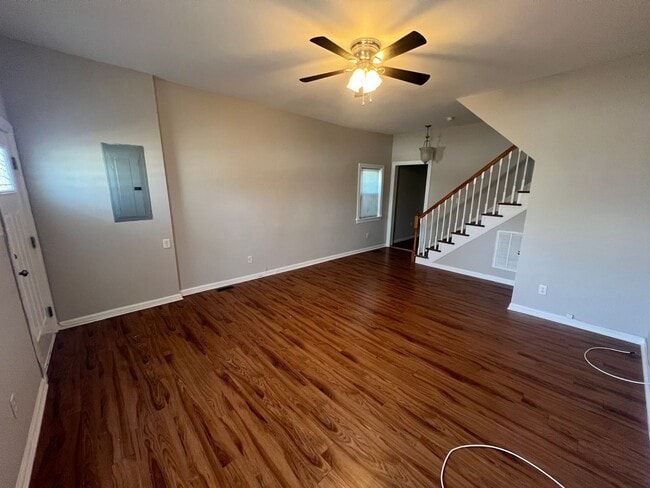 Photo - Beautifully Updated 2 bdrm/2bth Home Located in the Peter Paul Neighborhood mere minutes from Dow...