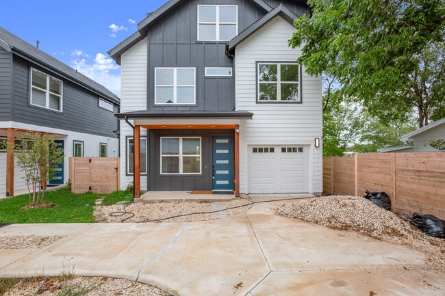 Building Photo - 5305 Ledesma Rd Unit 3 Rental