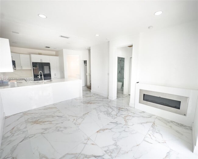 Photo - 10728 NW 76th Ln