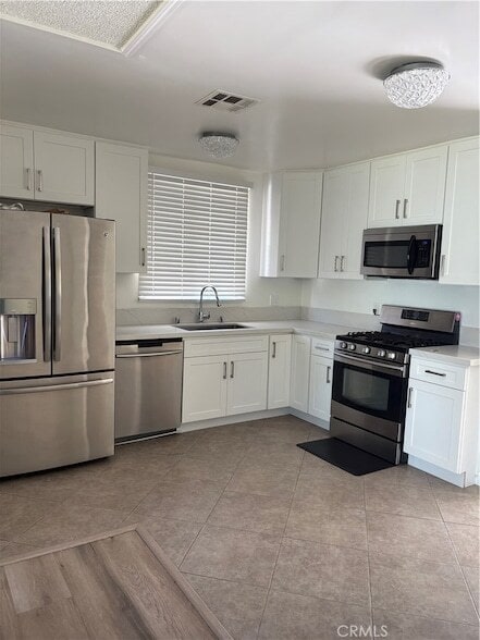 Photo - 6862 Delco Ave