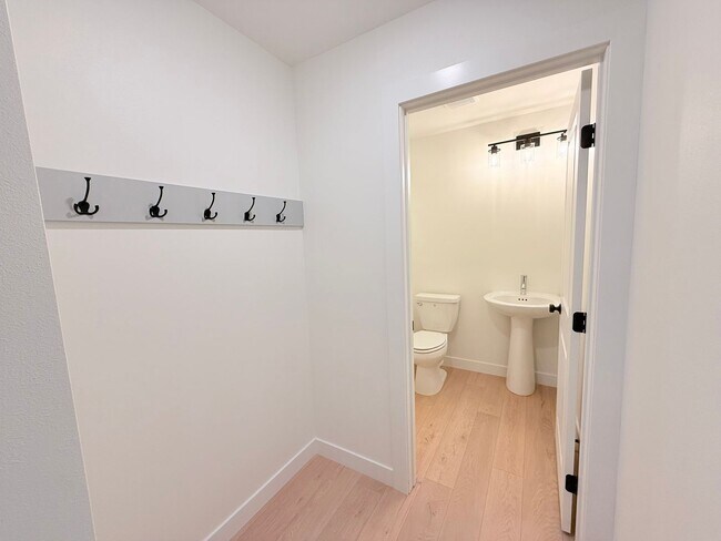 Photo - Sleek & Spacious New Build with Premium Finishes