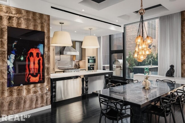 Photo - 15 Union Square W Unidad 7C