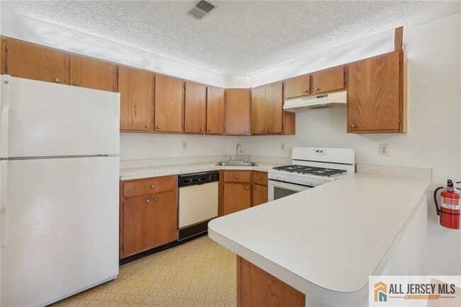 Photo - 28 Wycoff Way E Unidad 28