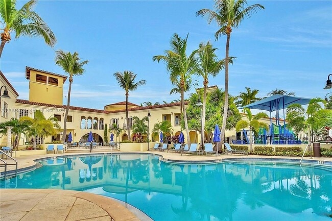 Building Photo - 21032 NE 32nd Ave