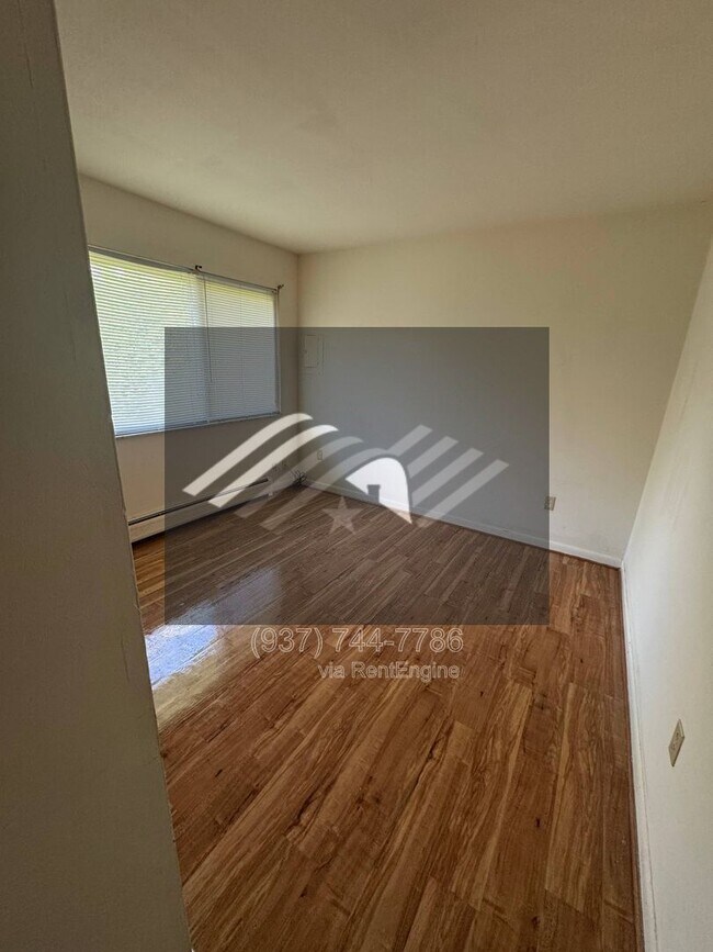 Photo - 471 Ginger Pl