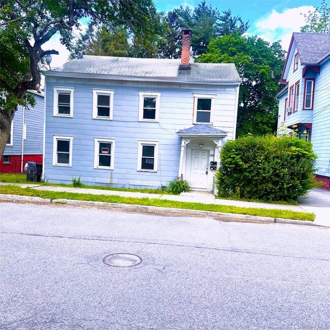 Building Photo - 122 Garden St Unit 2