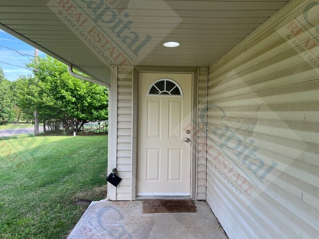 Photo - Spacious Duplex in Harrah