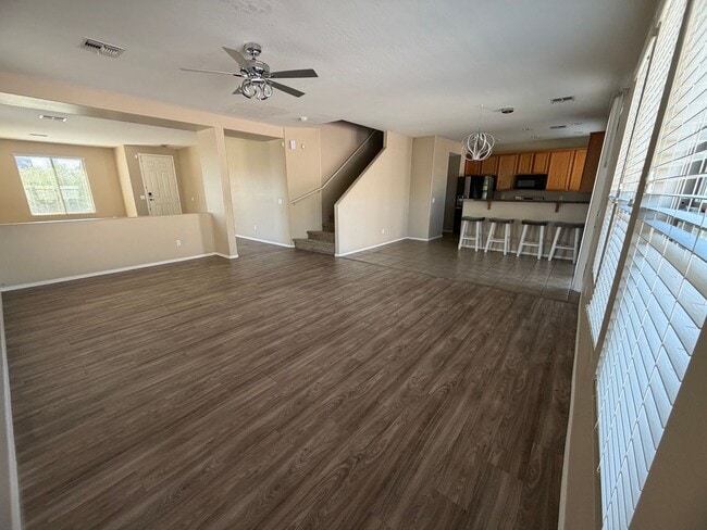 Photo - 15905 N 169th Dr