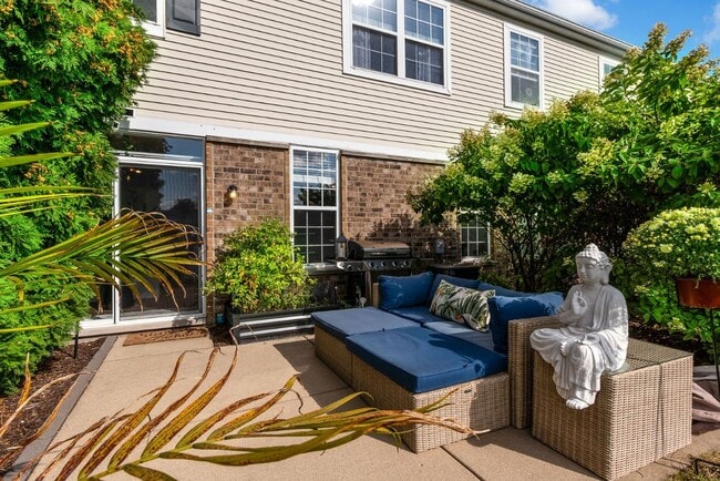 Photo - 1221 Courtland Cir
