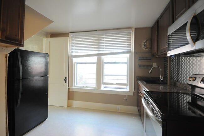 Photo - 5030 9th Ave NE