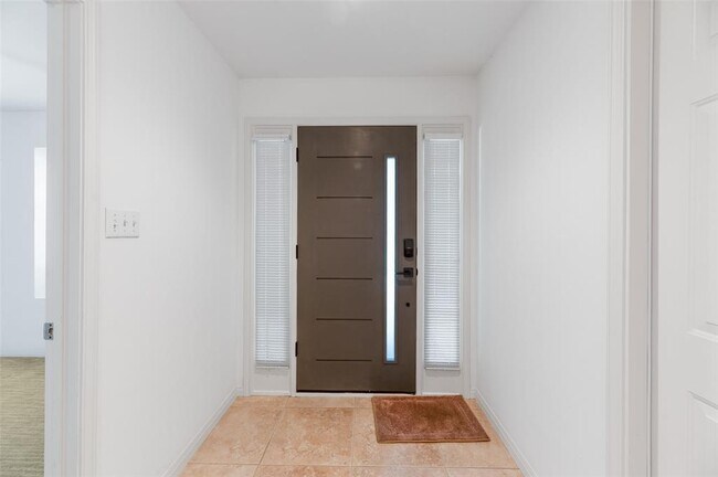 Photo - 1621 Maggie Mayes St