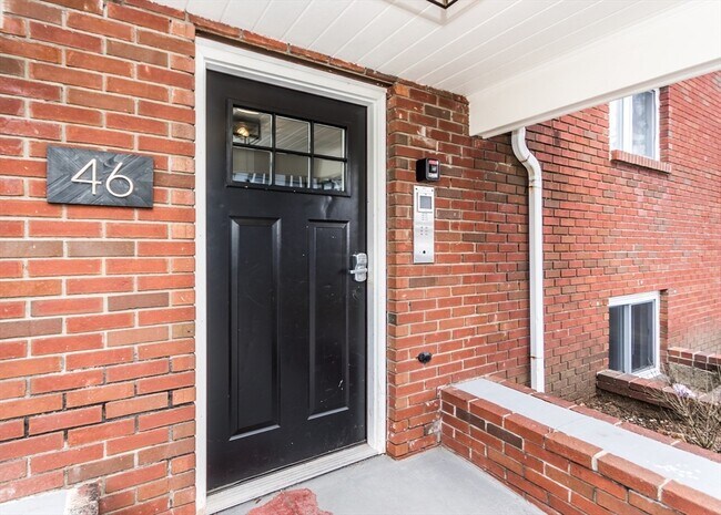 Photo - 46 Bolton St Unit 6