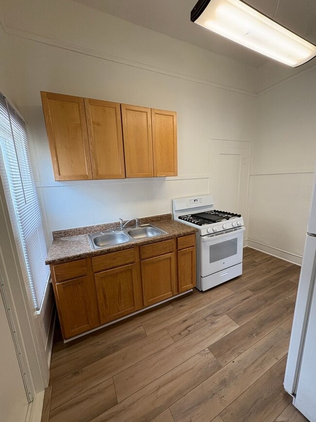 Photo - Studio Located Downtown Ventura, Close to the Beach! Unit 38 N Laurel St #1