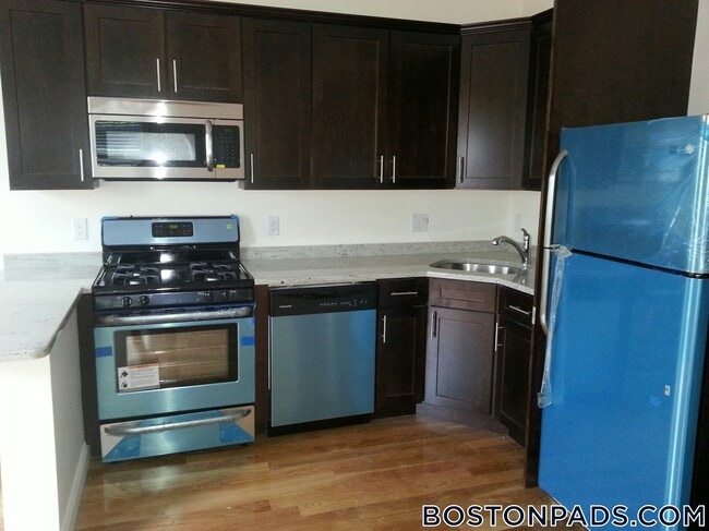 Photo - 23 Washburn St Unit 2