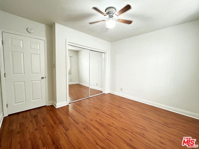 Photo - 1868 10th St