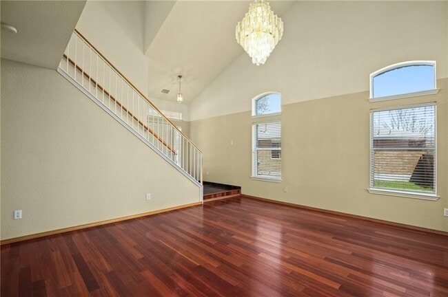 Photo - 1825 Golden Sunrise Ln