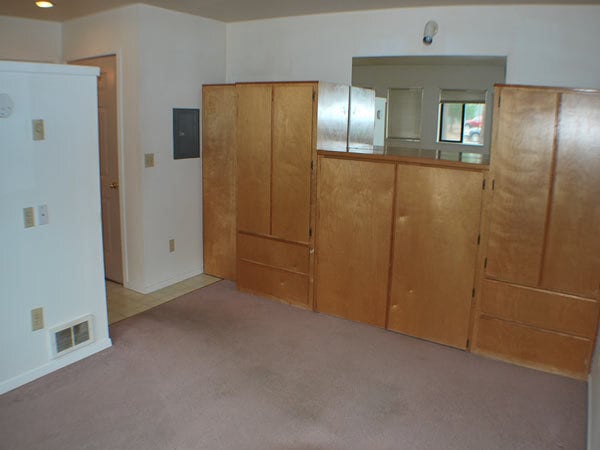 Building Photo - Powder Village B6