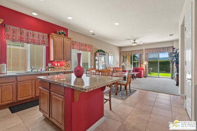 Photo - 41085 Calle Pampas