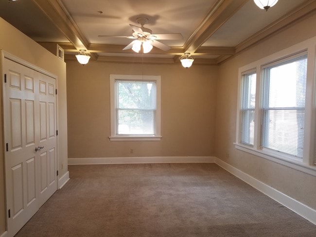 Photo - Walnut Apartments