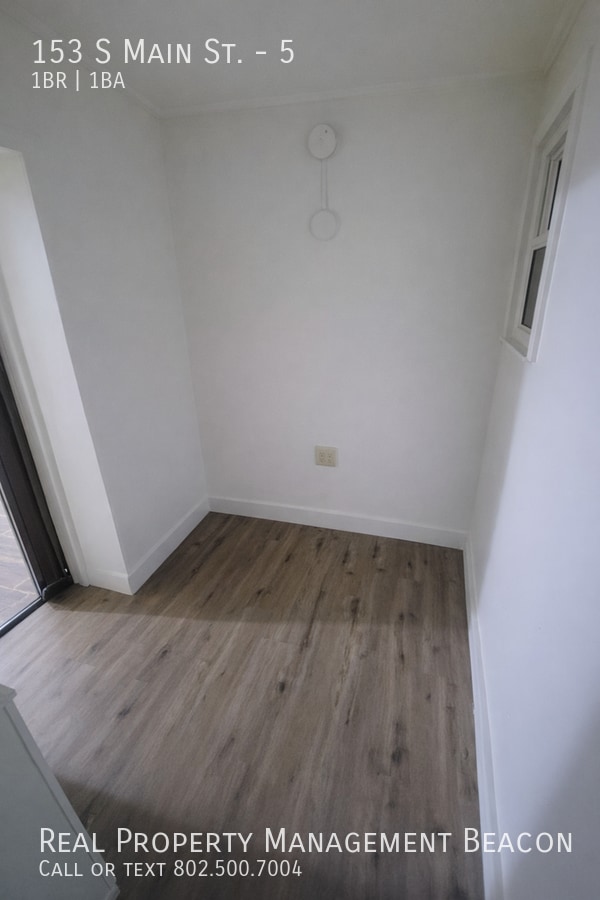 Photo - 153 S Main St Unidad 5