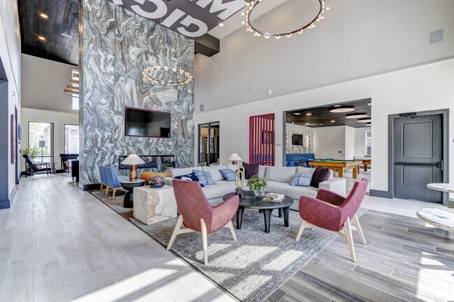 Building Photo - The Landing College Station