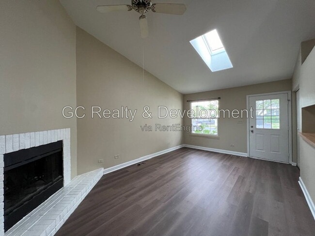 Photo - 651 Pleasant Pl