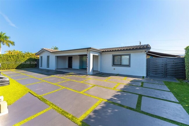 Photo - 2845 SW 127th Ave