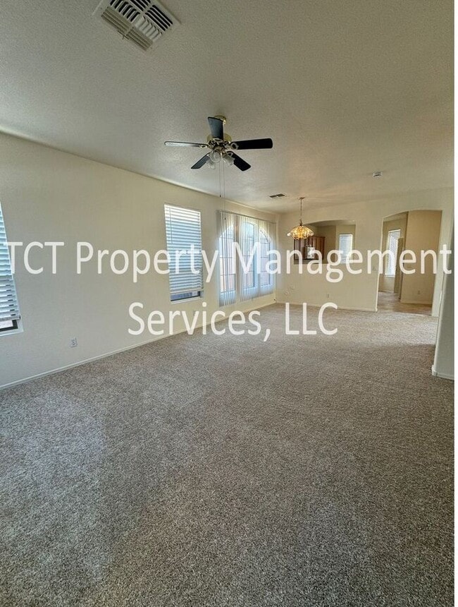 Photo - Cozy Three Bedroom House in Gated Mesa Community