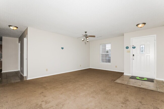 Photo - 2837 Ludwig Dr