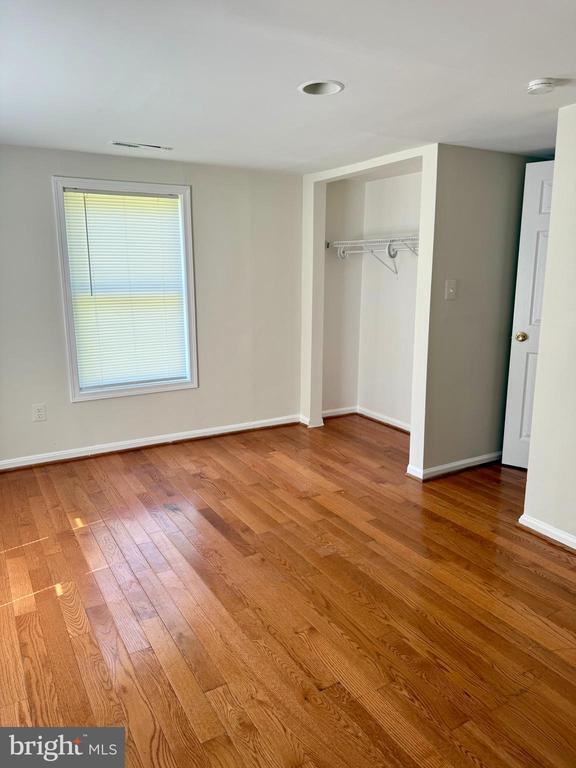 Building Photo - 8102 Leland Rd Rental