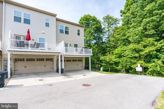 Photo - 7855 Port Capital Dr