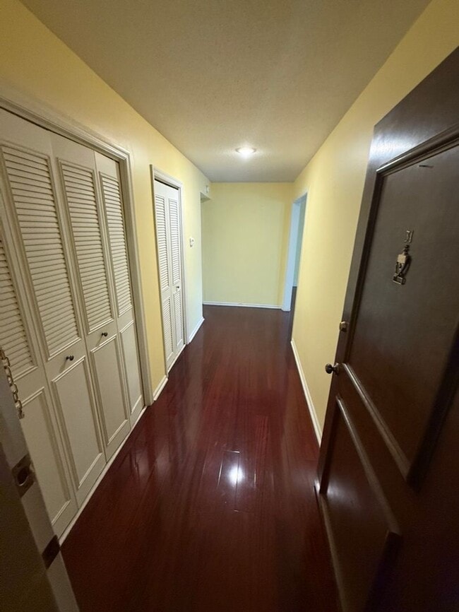 Photo - Fantastic Centrally Located Condo