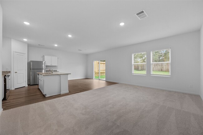 Photo - 612 Craven St